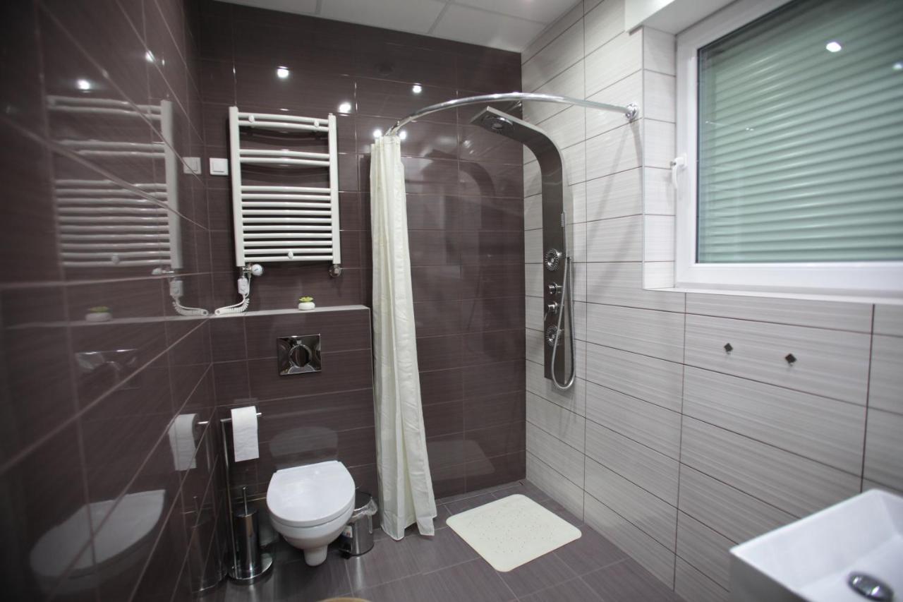 Villa B&B Varsó Kültér fotó